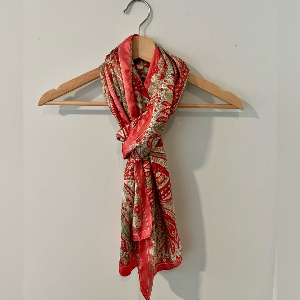 Silk scarf pink paisley